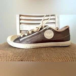 PATAUGUS Bisk Sneakers in Metallic